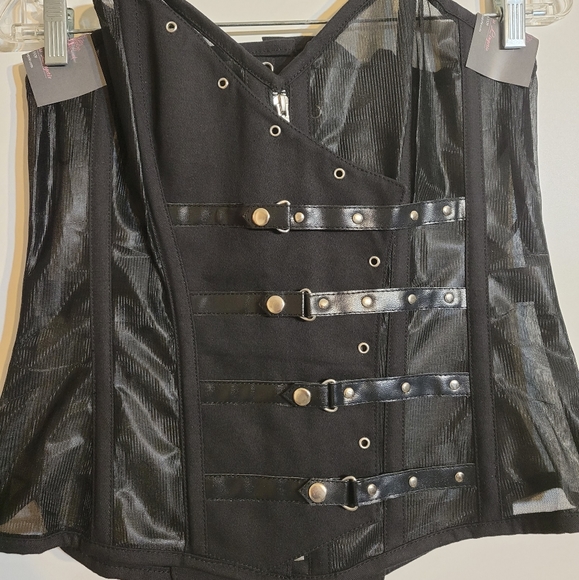 Mesh Corset - Picture 4 of 9